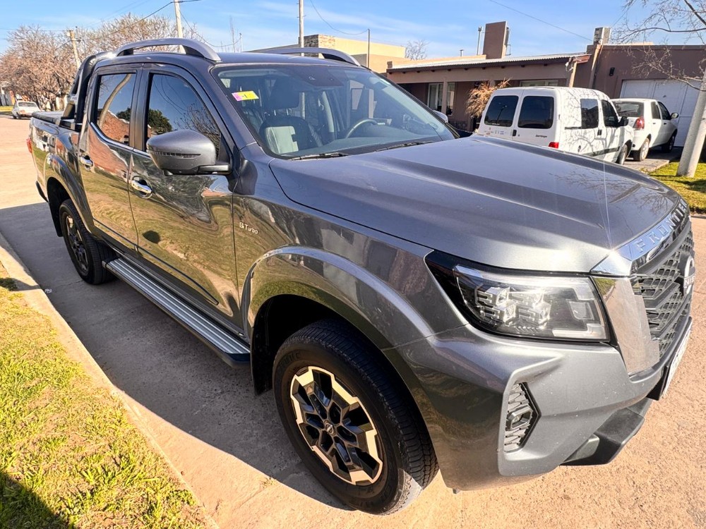 Nissan FRONTIER PICK - UP D/C 2,3 Td 4X4 Platinum AT 190CV — foto 2